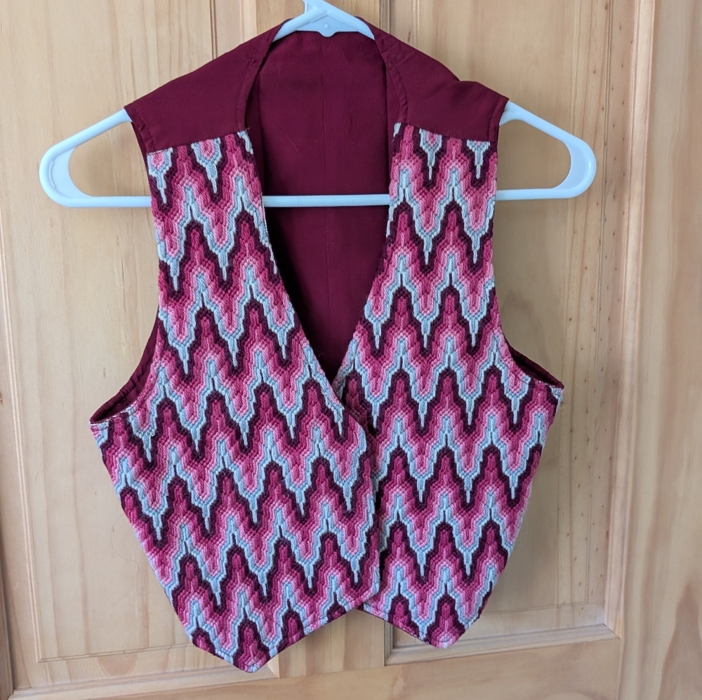 Womens Maroon & Pink Patterned Vest